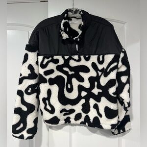 Grayson Threads Women’s Pullover🖤🤍